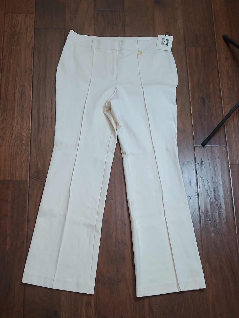 NWT Anne Klein Cream Flare Leg Dress Pants size 10
